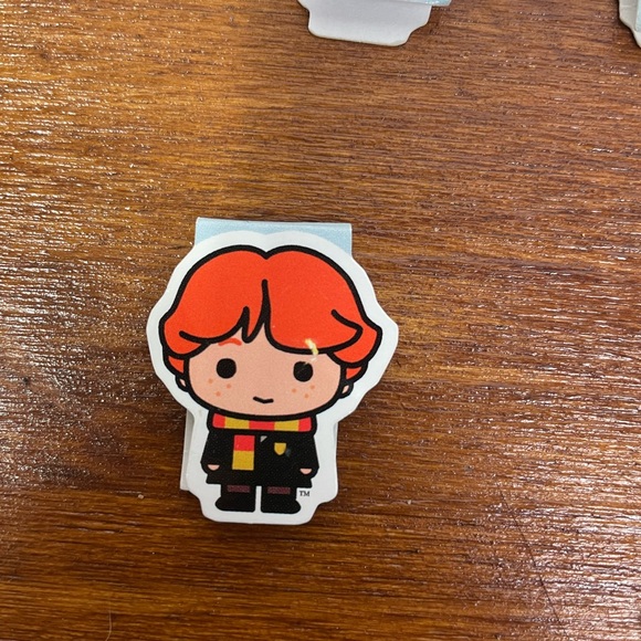 Harry Potter Lots of 8 Magnetic Cartoon Character Bookmarks - Picture 7 of 9